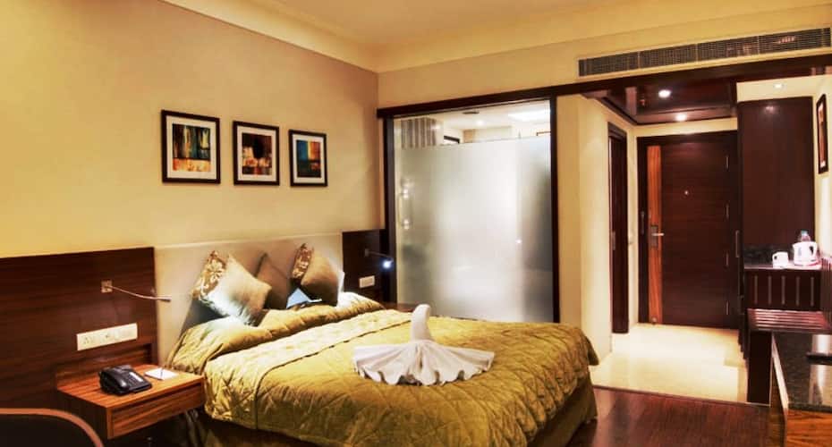 The Golden Palms Hotel, New Delhi 4